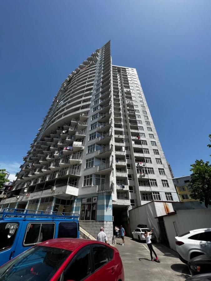 Sea Apartments バトゥーミ エクステリア 写真